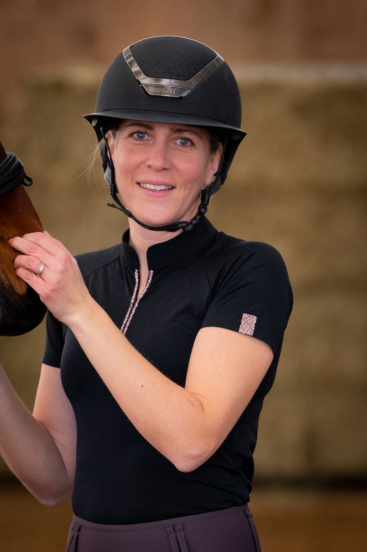 Liana black short sleeves - Leveza