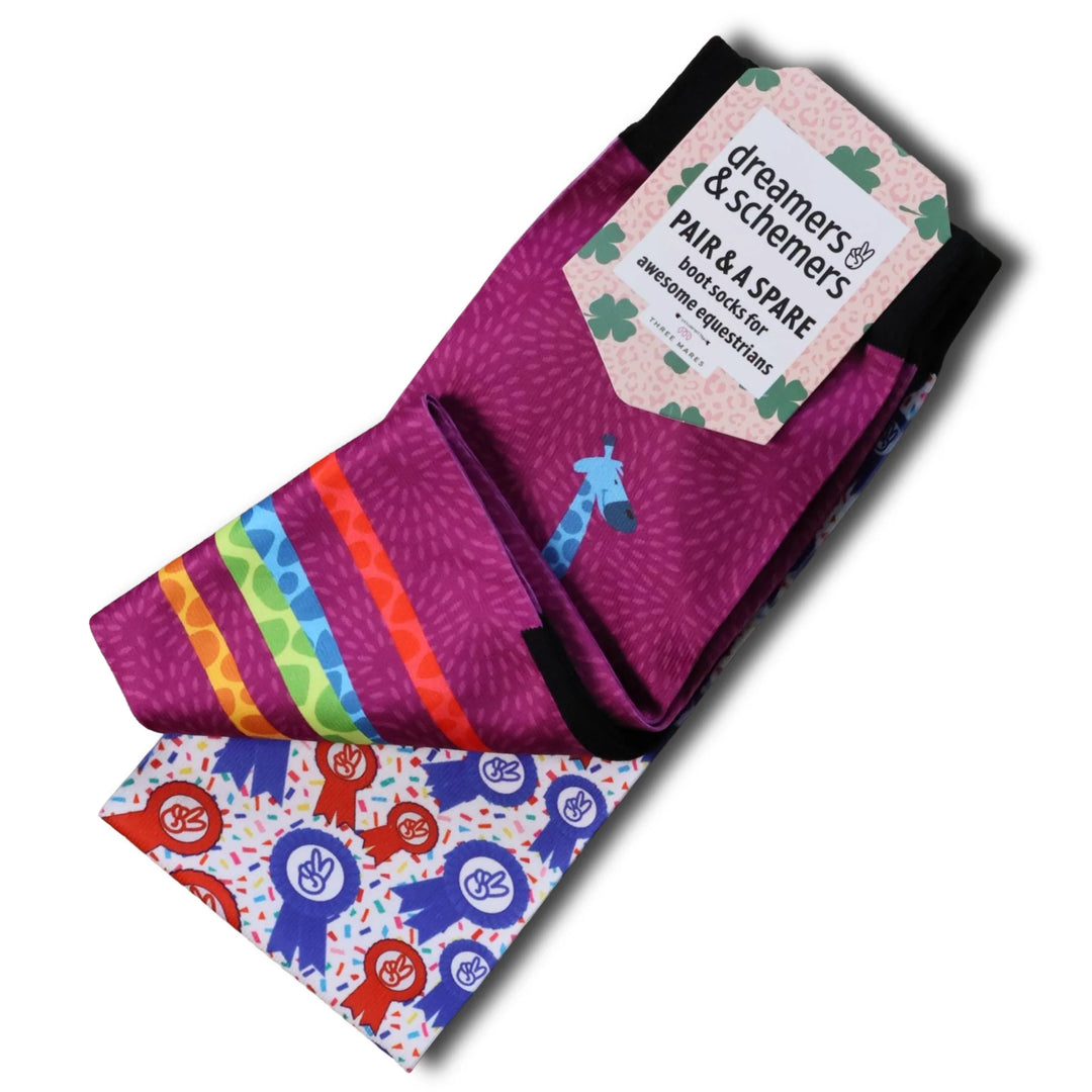 Giraffe Attack Pair & a Spare Socks - Leveza