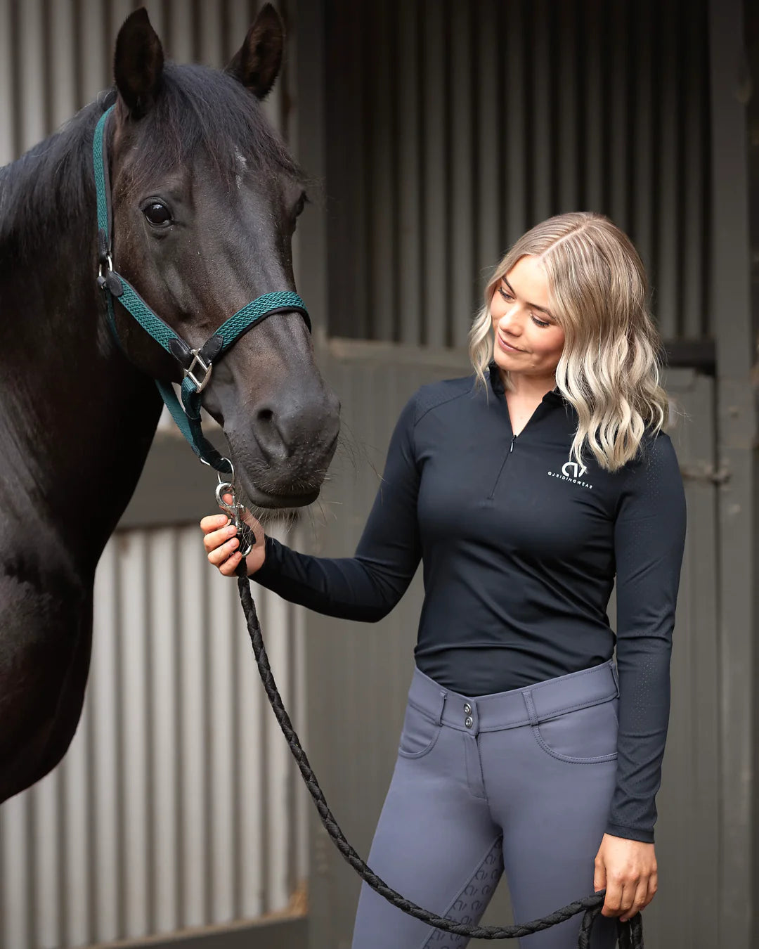 Black Elle long sleeve training shirt
