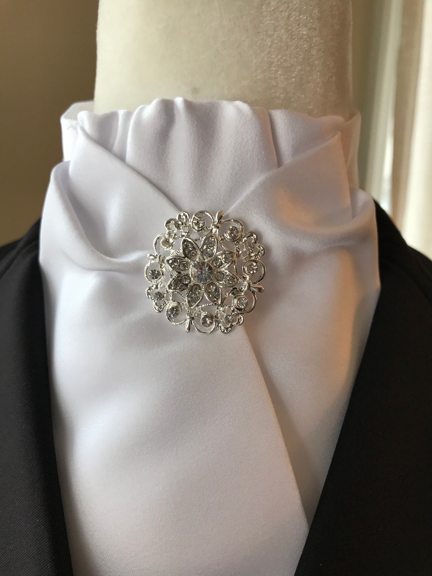 Victoria Stock tie - Leveza